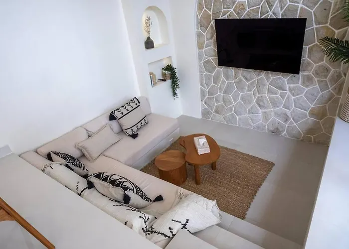 Sori 2 - Perfect Hideaway, Great Location! *